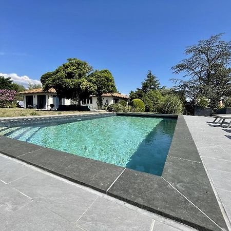 Logements Chaleureux Dans Maison Avec Piscine A 35 Min De Lyon Alix Exteriér fotografie
