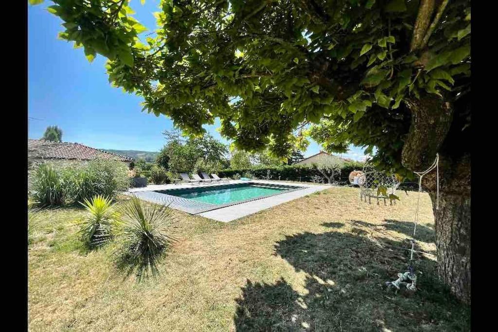Logements Chaleureux Dans Maison Avec Piscine A 35 Min De Lyon Alix Exteriér fotografie